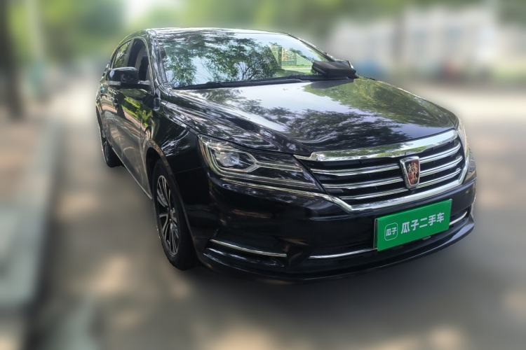 Used Roewe e950 2017 50T Hybrid Connected Executive Edition Front Right 45 Deg