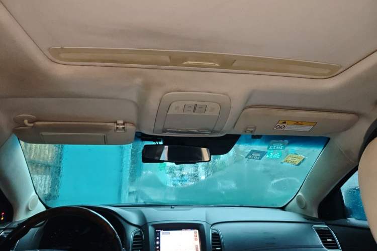 Used Roewe e950 2017 50T Hybrid Connected Executive Edition Headliner
