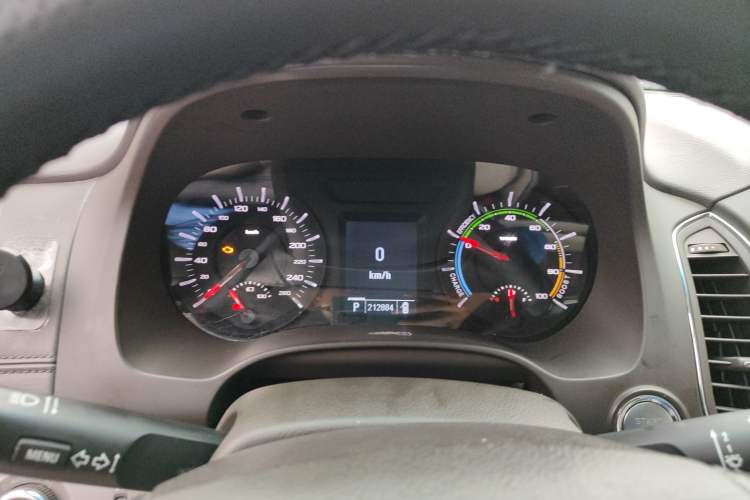 Used Roewe e950 2017 50T Hybrid Connected Executive Edition Instrument Cluster