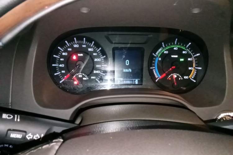 Used Roewe e950 2017 50T Hybrid Connected Executive Edition Instrument Cluster