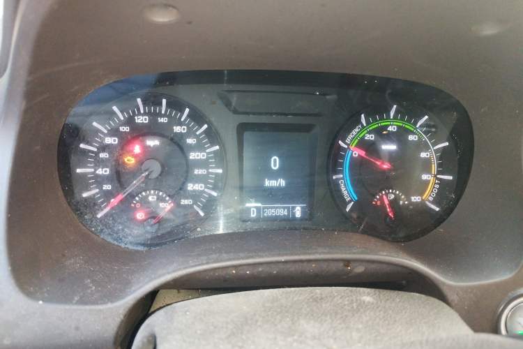 Used Roewe e950 2017 50T Hybrid Connected Executive Edition Instrument Cluster