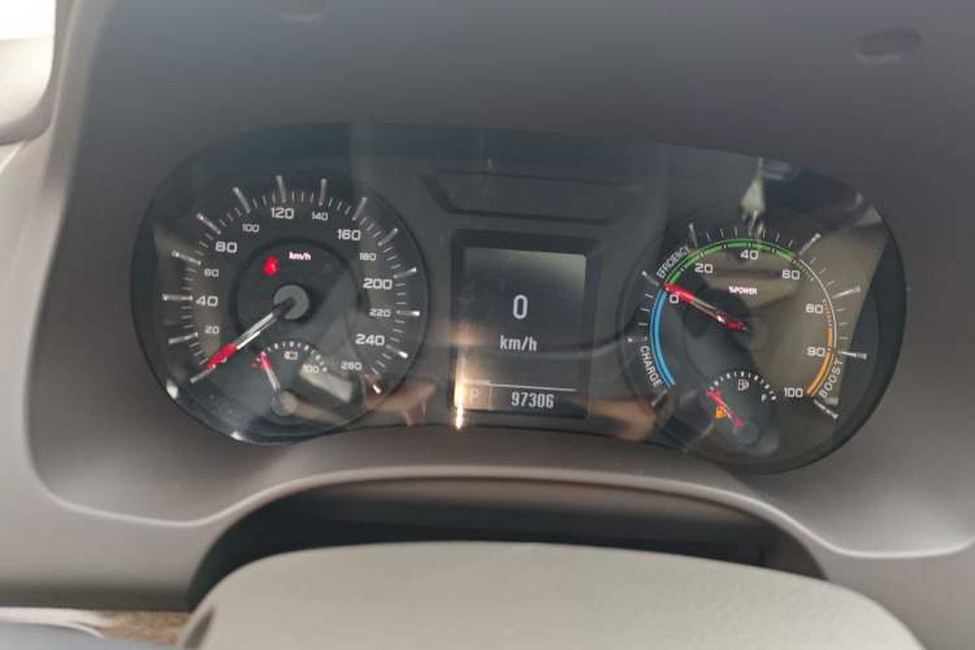 Used Roewe e950 2017 50T Hybrid Connected Executive Edition Instrument Cluster