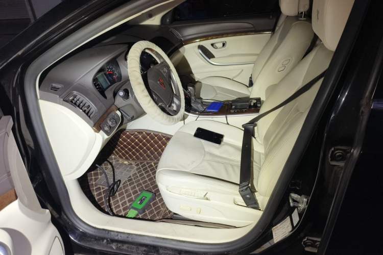 Used Roewe e950 2017 50T Hybrid Connected Executive Edition Left Front Seat