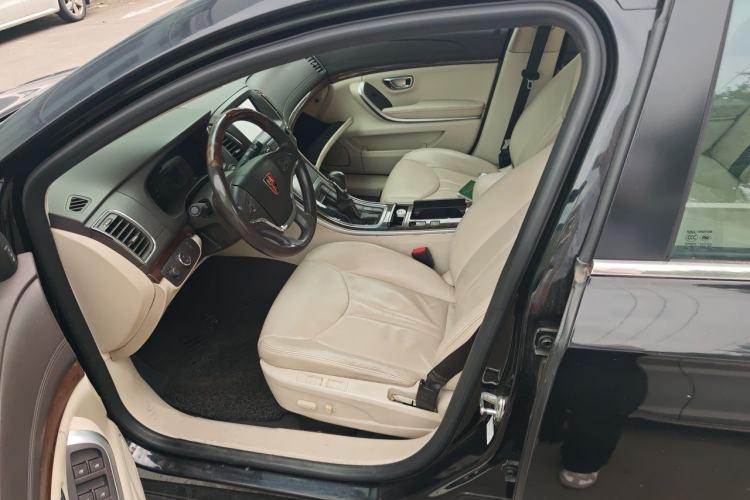 Used Roewe e950 2017 50T Hybrid Connected Executive Edition Left Front Seat