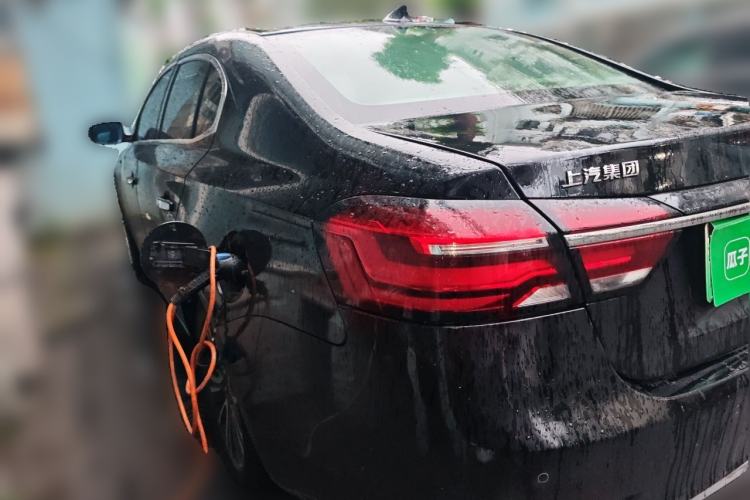 Used Roewe e950 2017 50T Hybrid Connected Executive Edition Rear Left 45 Deg