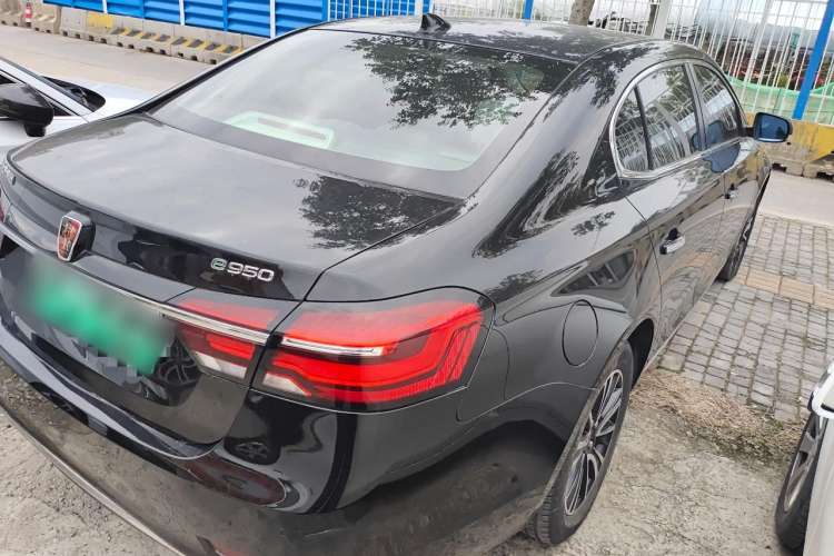 Used Roewe e950 2017 50T Hybrid Connected Executive Edition Rear Right 45 Deg