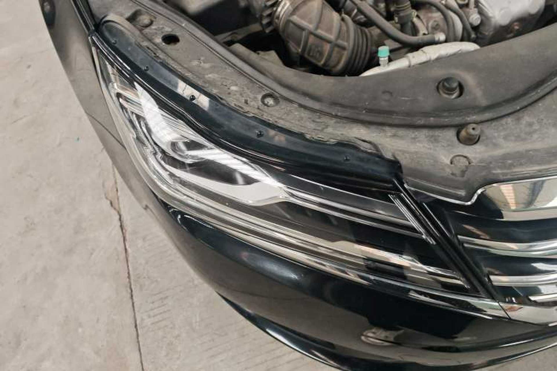 Used Roewe e950 2017 50T Hybrid Connected Executive Edition Right Front Headlight
