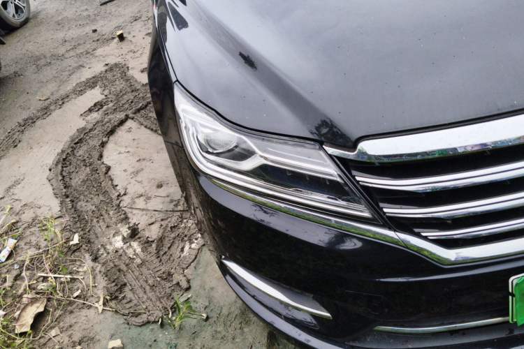 Used Roewe e950 2017 50T Hybrid Connected Executive Edition Right Front Headlight