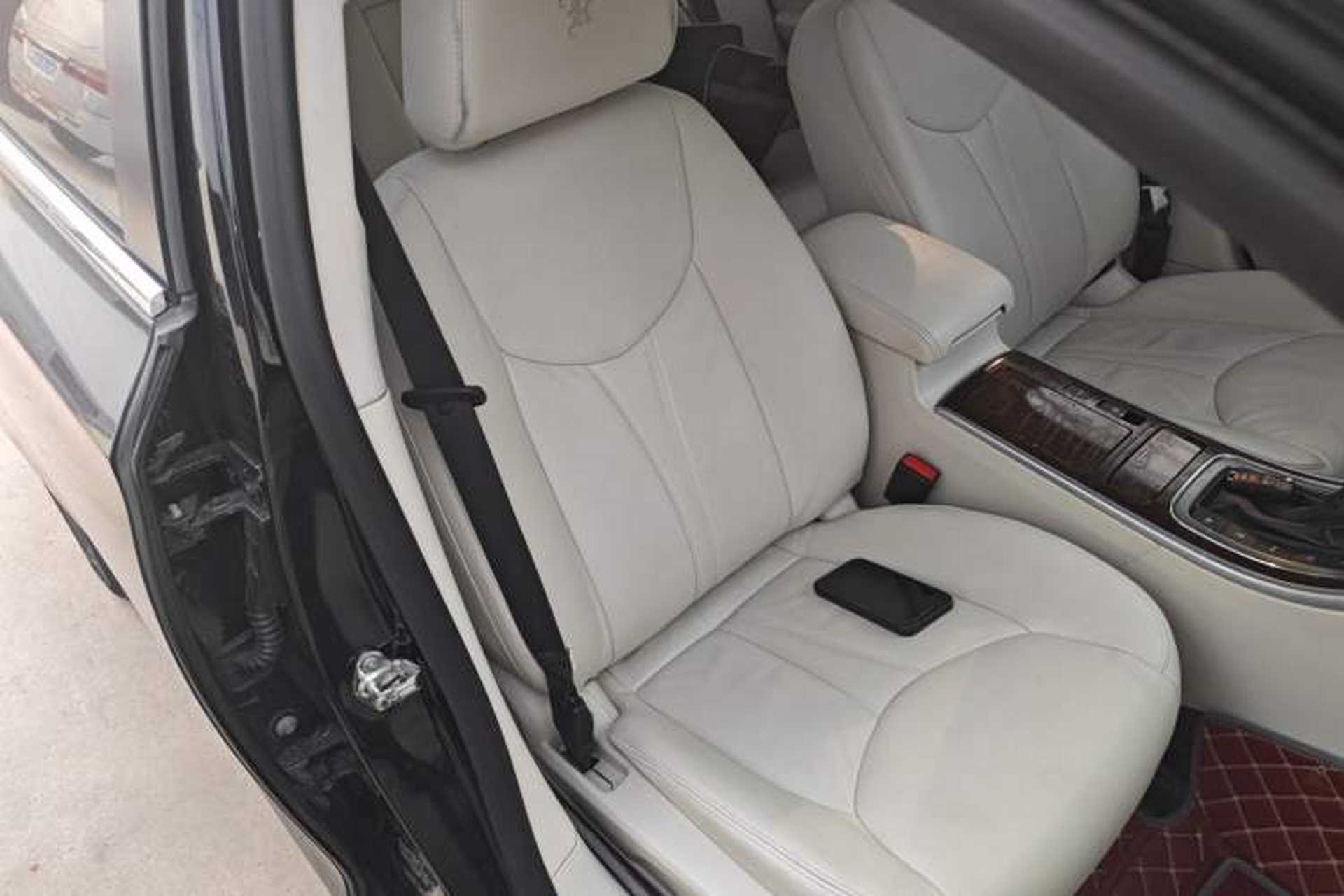 Used Roewe e950 2017 50T Hybrid Connected Executive Edition Right Front Seat