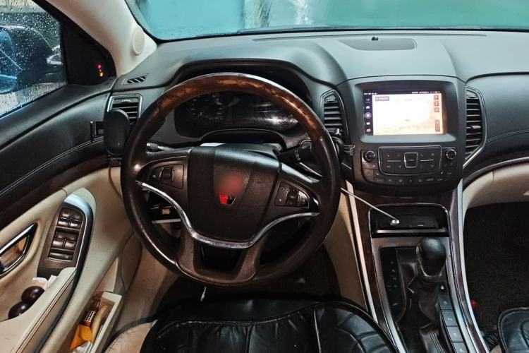 Used Roewe e950 2017 50T Hybrid Connected Executive Edition Steering Wheel