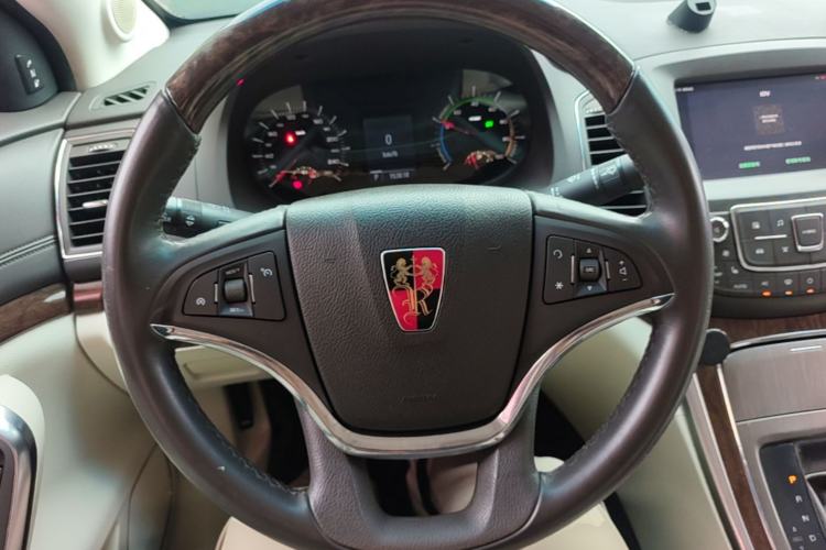 Used Roewe e950 2017 50T Hybrid Connected Executive Edition Steering Wheel