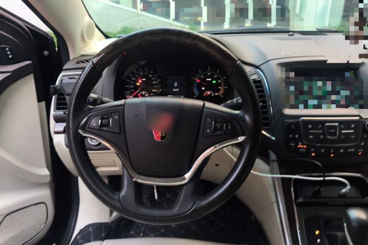 Used Roewe e950 2017 50T Hybrid Connected Executive Edition Steering Wheel