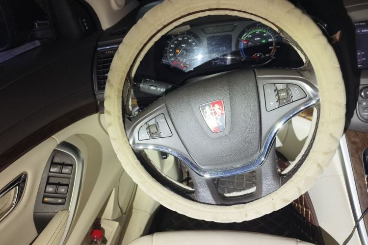 Used Roewe e950 2017 50T Hybrid Connected Executive Edition Steering Wheel