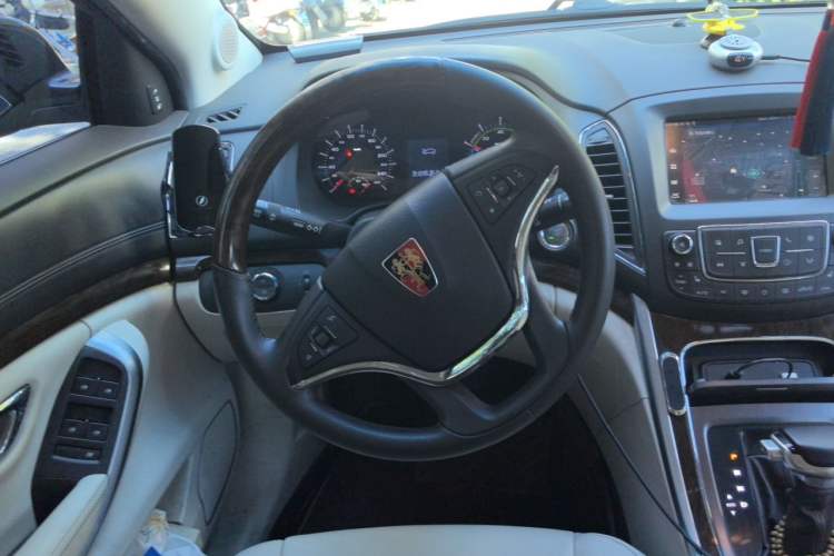 Used Roewe e950 2017 50T Hybrid Connected Executive Edition Steering Wheel