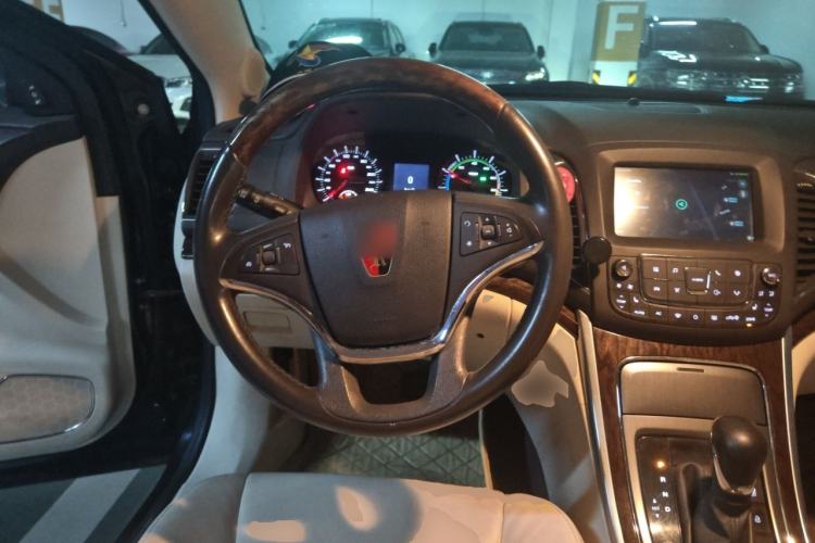Used Roewe e950 2017 50T Hybrid Connected Executive Edition Steering Wheel