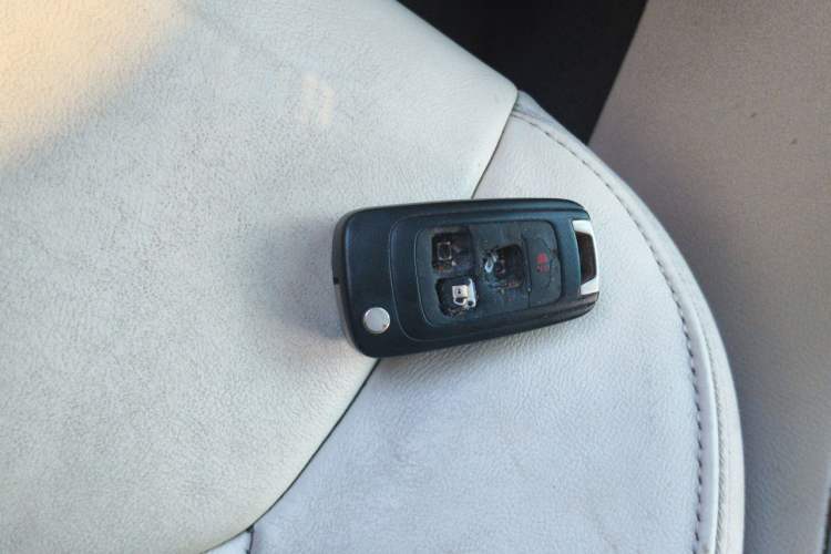 Used Roewe e950 2017 50T Hybrid Connected Executive Edition Vehicle Key