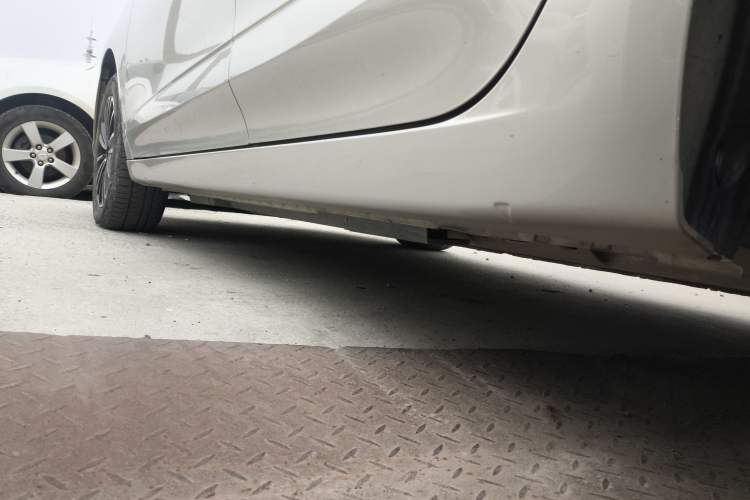 Used Roewe Ei5 2019 Smart Connect Flagship Edition Left Side Sill