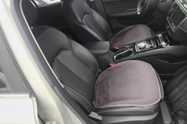 Used Roewe Ei5 2019 Smart Connect Flagship Edition Right Front Seat