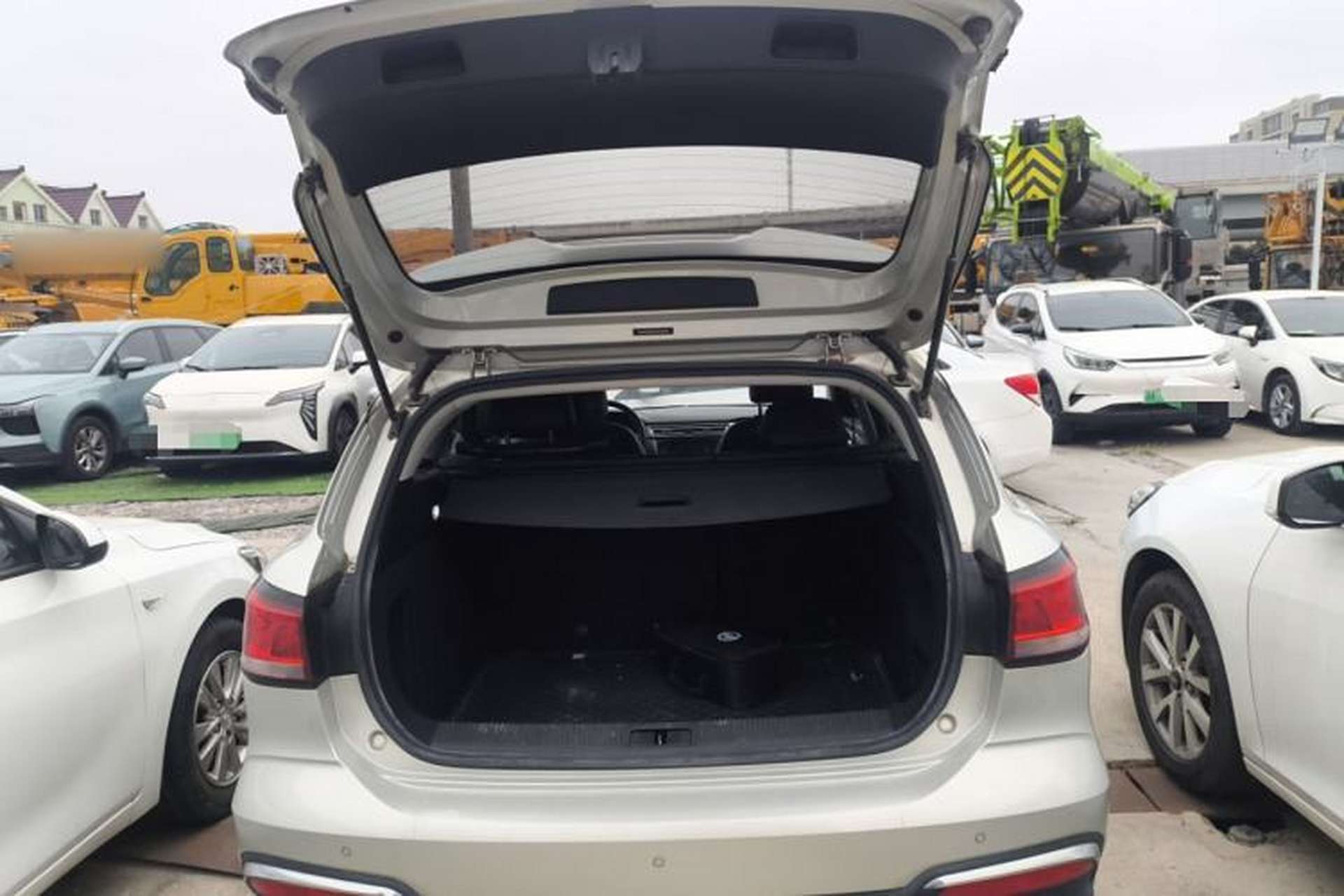 Used Roewe Ei5 2019 Smart Connect Flagship Edition Trunk