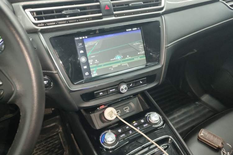 Used Roewe Ei5 2018 Internet Flagship Edition Audio And AC Panel