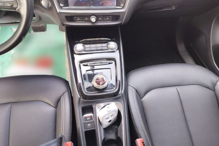 Used Roewe Ei5 2019 Luxury Edition Gear Lever