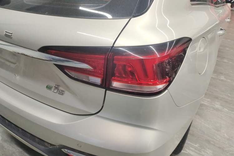 Used Roewe Ei5 2018 Internet Flagship Edition Right Rear Taillight
