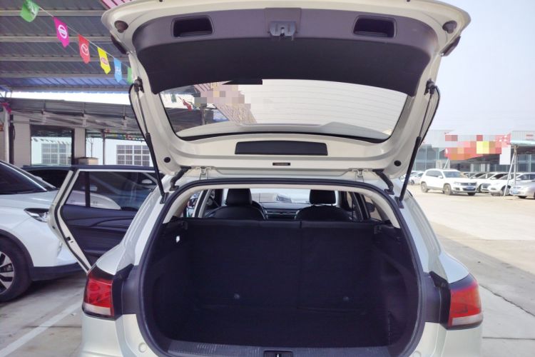 Used Roewe Ei5 2019 Luxury Edition Trunk
