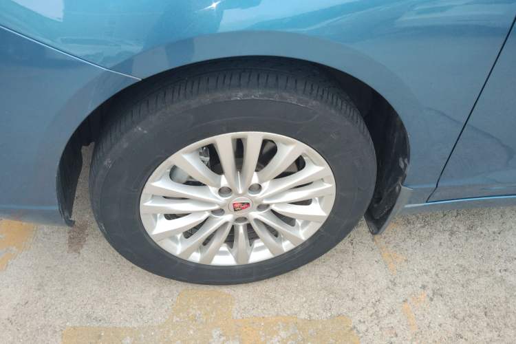 Used Roewe Ei5 2018 Internet Luxury Edition Left Front Wheel Hub