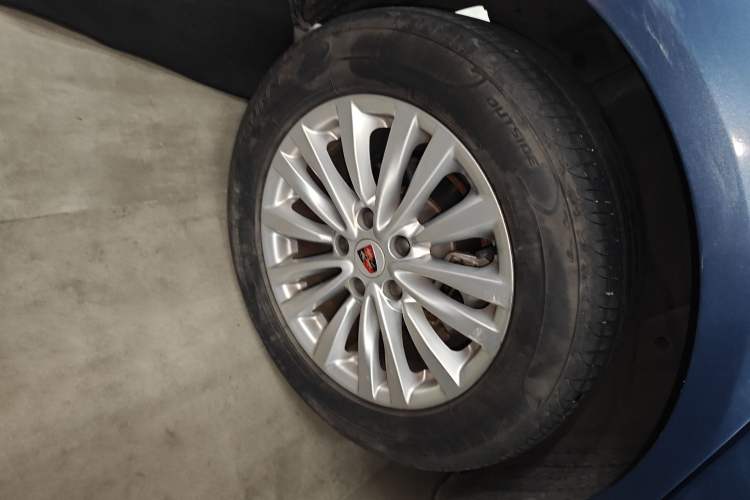 Used Roewe Ei5 2018 Internet Luxury Edition Right Rear Wheel Hub