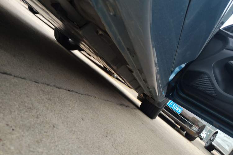 Used Roewe Ei5 2018 Internet Luxury Edition Right Side Sill