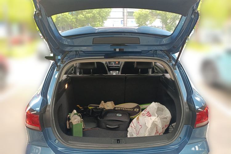 Used Roewe Ei5 2018 Internet Luxury Edition Trunk