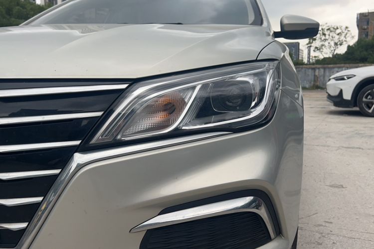Used Roewe Ei5 2018 Internet Flagship Edition Exterior 7
