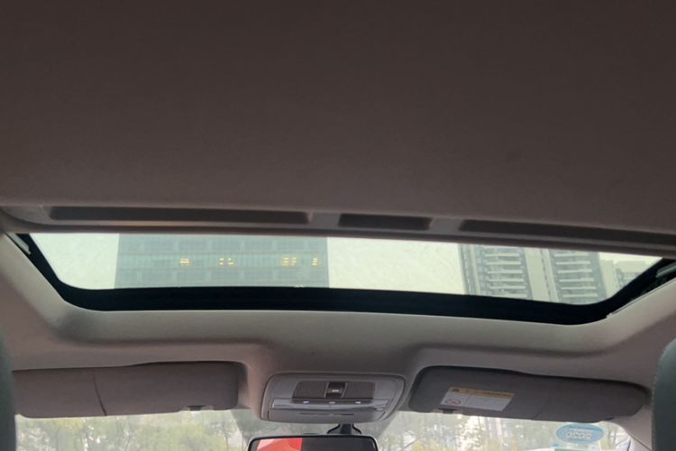Used Roewe Ei5 2018 Internet Flagship Edition Headliner