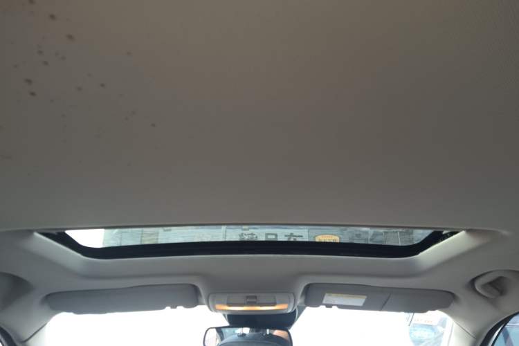 Used Roewe Ei5 2018 Internet Luxury Edition Headliner