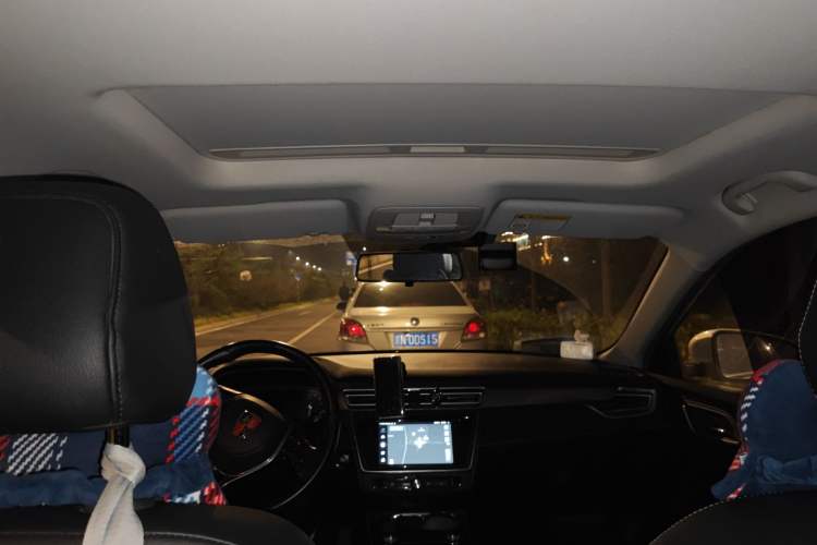 Used Roewe Ei5 2018 Internet Luxury Edition Headliner