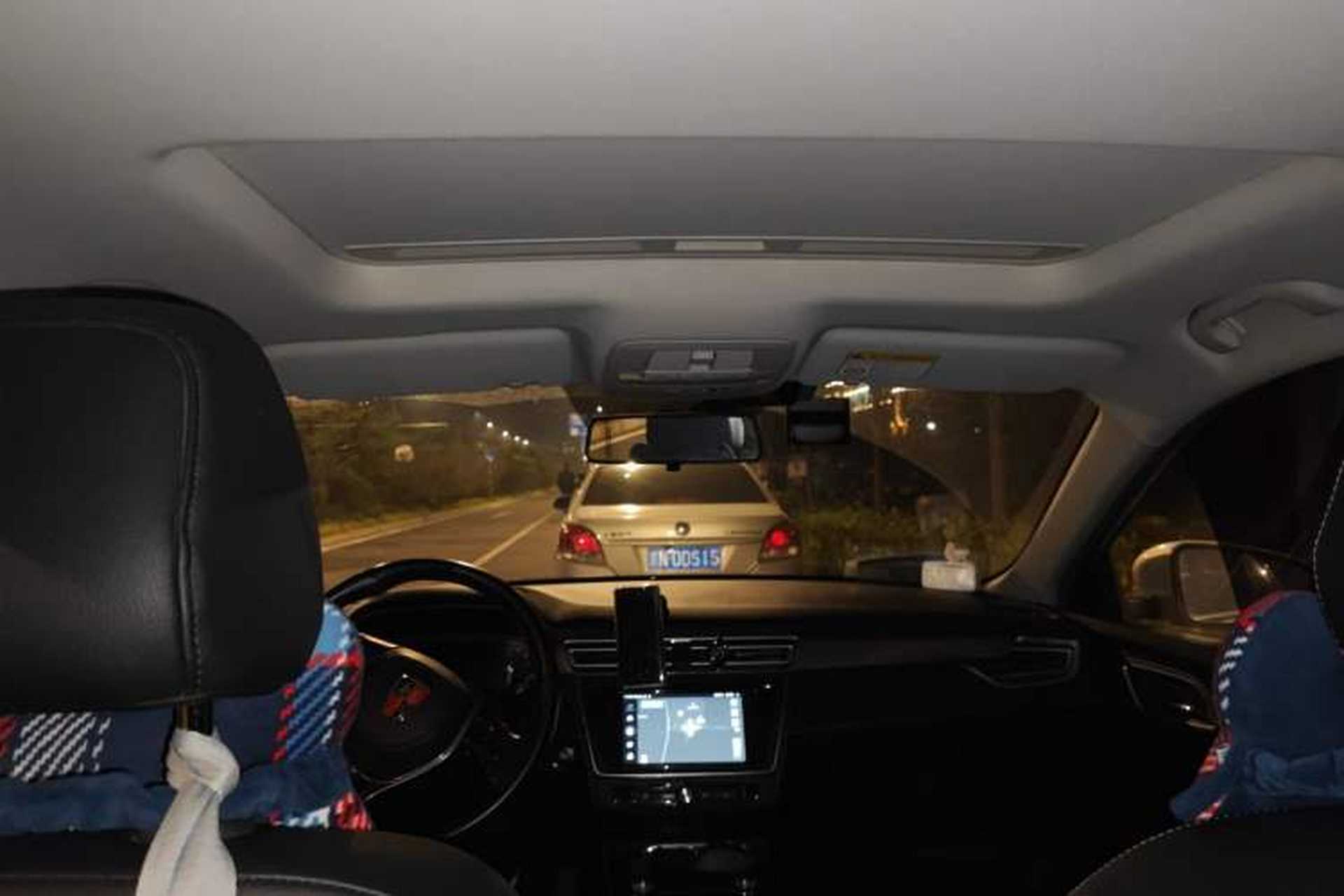 Used Roewe Ei5 2018 Internet Luxury Edition Headliner