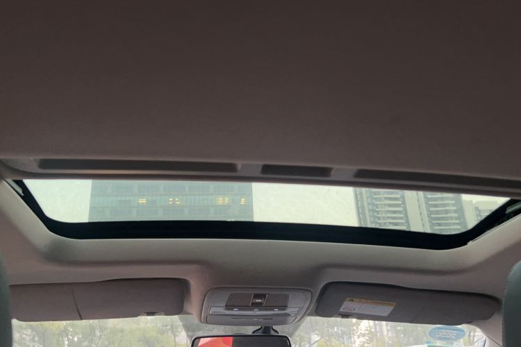 Used Roewe Ei5 2018 Internet Flagship Edition Interior 10