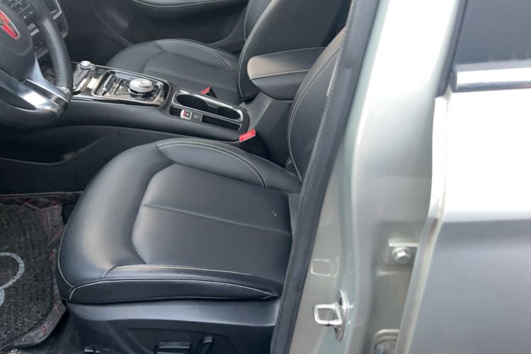 Used Roewe Ei5 2018 Internet Flagship Edition Interior 3