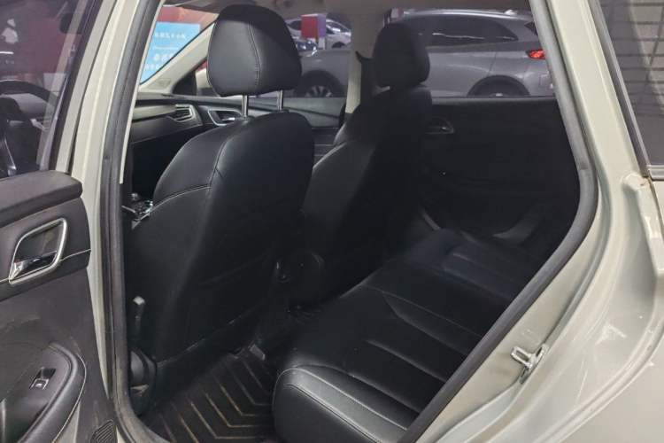 Used Roewe Ei5 2018 Internet Luxury Edition Interior 3
