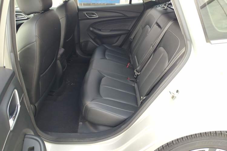 Used Roewe Ei5 2018 Internet Flagship Edition Interior 3