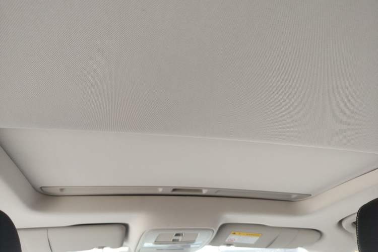 Used Roewe Ei5 2018 Internet Flagship Edition Interior 5
