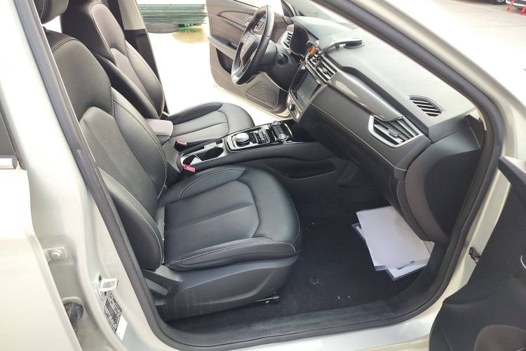 Used Roewe Ei5 2018 Internet Flagship Edition Interior 6