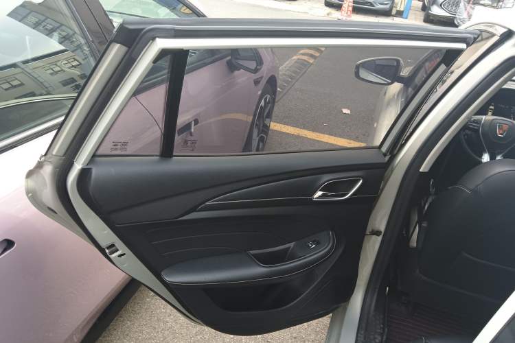 Used Roewe Ei5 2018 Internet Luxury Edition Left Rear Door Interior