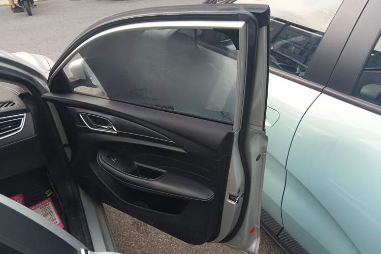 Used Roewe Ei5 2018 Internet Luxury Edition Right Front Door Interior