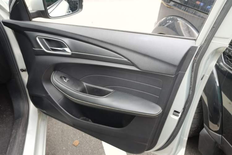 Used Roewe Ei5 2018 Internet Luxury Edition Right Front Door Interior