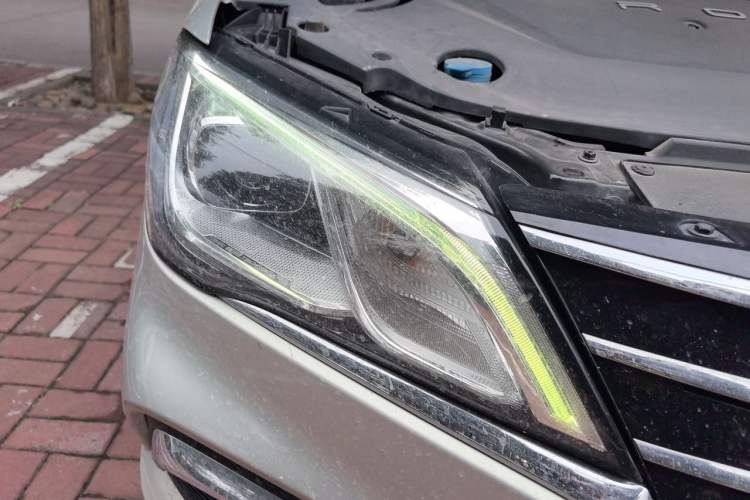 Used Roewe Ei5 2018 Internet Flagship Edition Right Front Headlight