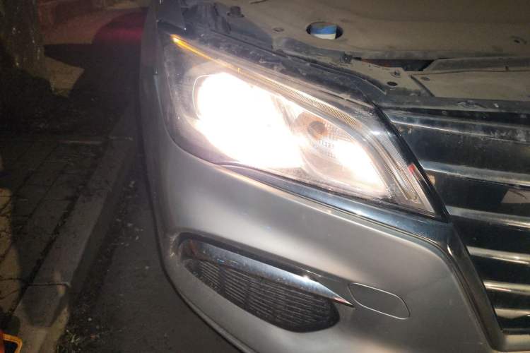 Used Roewe Ei5 2018 Internet Luxury Edition Right Front Headlight