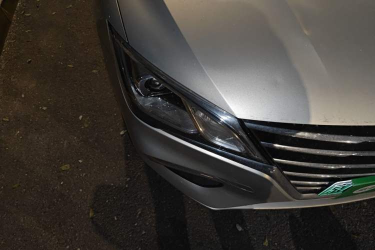 Used Roewe Ei5 2018 Internet Luxury Edition Right Front Headlight
