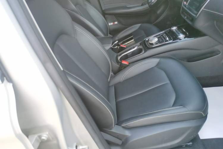 Used Roewe Ei5 2018 Internet Luxury Edition Right Front Seat
