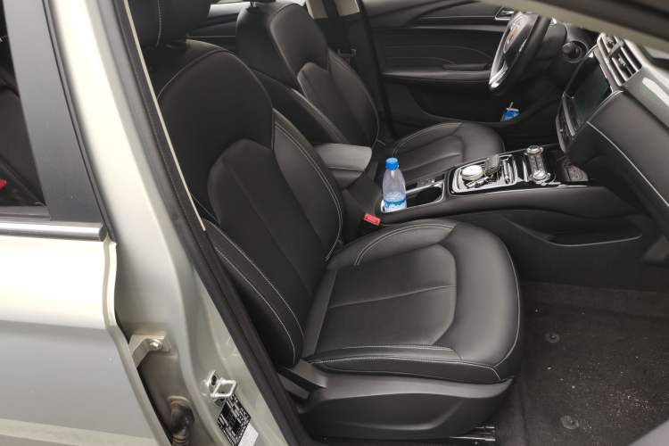 Used Roewe Ei5 2018 Internet Luxury Edition Right Front Seat